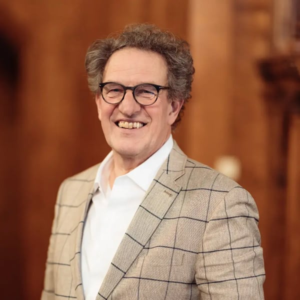 Theo Thuis